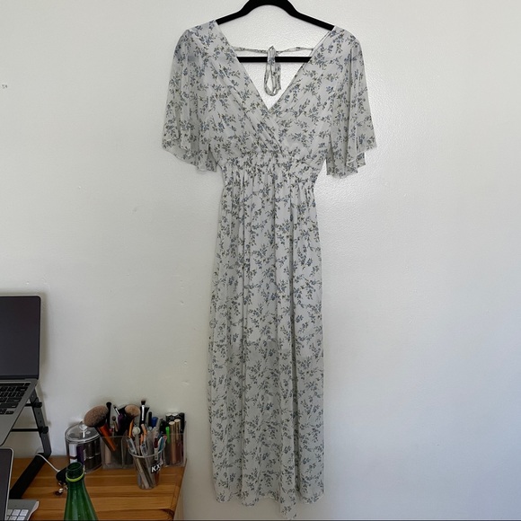 Anthropologie Dresses & Skirts - White floral midi dress